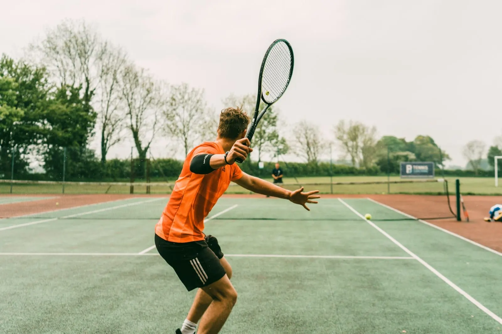 Raket ve tenis topları